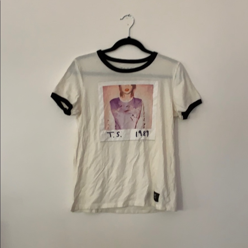 Taylor Swift 1989 concert t shirt